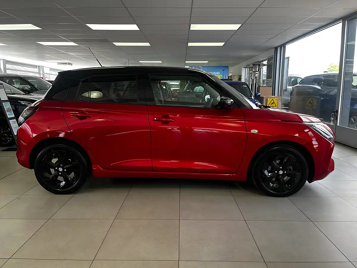 Used 2024 Suzuki Swift Motion Euro 6 (s/S) 5dr Red - Interior and Exterior details 7