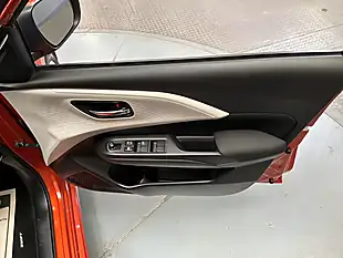 Used 2024 Suzuki Swift Motion Flame Orange Pearl - Interior and Exterior details 15