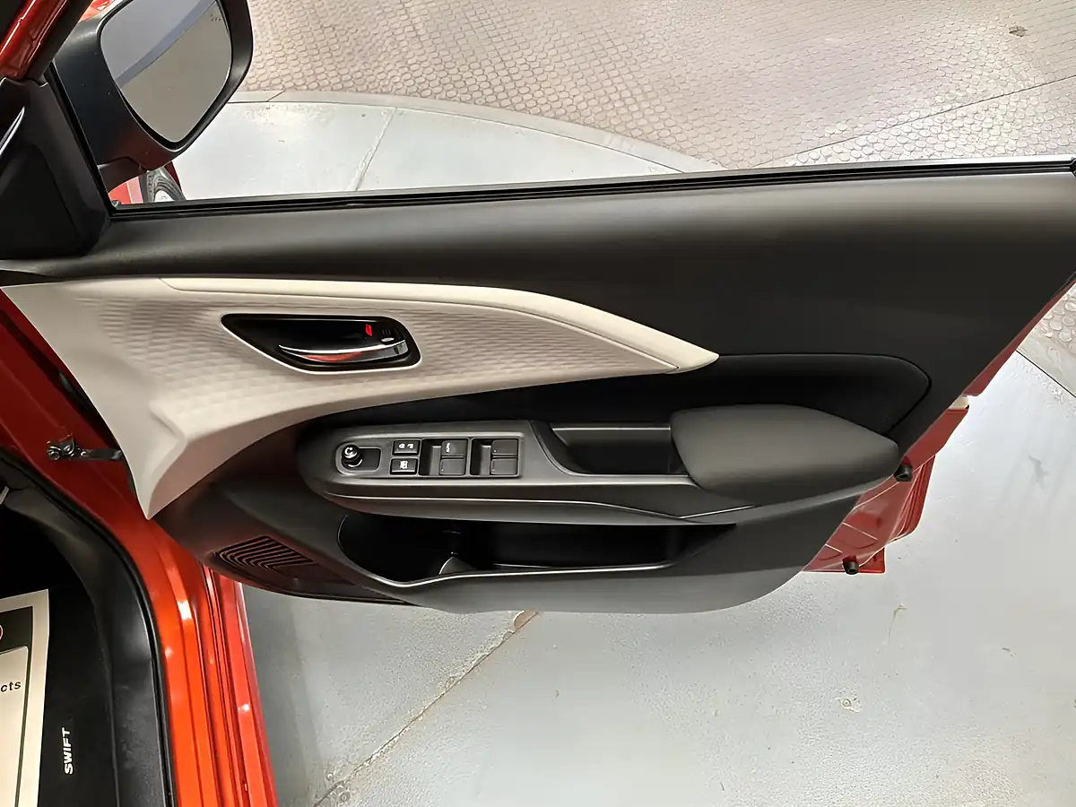 Used 2024 Suzuki Swift Motion Flame Orange Pearl - Interior and Exterior details 15