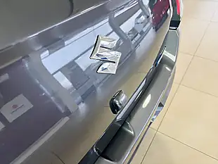 Used 2024 Suzuki Swift Motion Grey - Interior and Exterior details 19