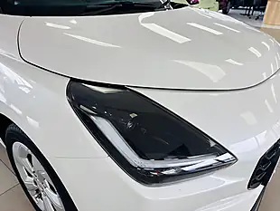 Used 2024 Suzuki Swift Motion White - Interior and Exterior details 12