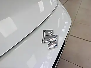 Used 2024 Suzuki Swift Motion White - Interior and Exterior details 15