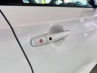 Used 2024 Suzuki Swift Motion White - Interior and Exterior details 7