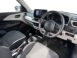 Used 2024 Suzuki Swift Motion White - Interior and Exterior details 8
