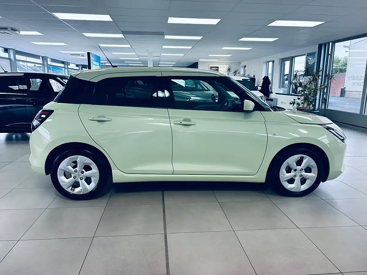 Used 2024 Suzuki Swift Motion Yellow - Interior and Exterior details 10