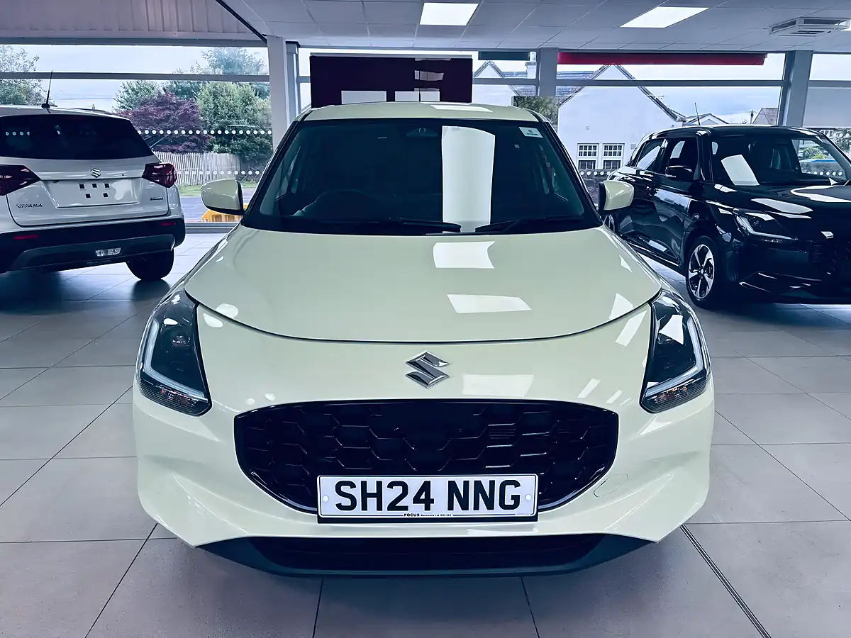 Used 2024 Suzuki Swift Motion Yellow - Interior and Exterior details 2