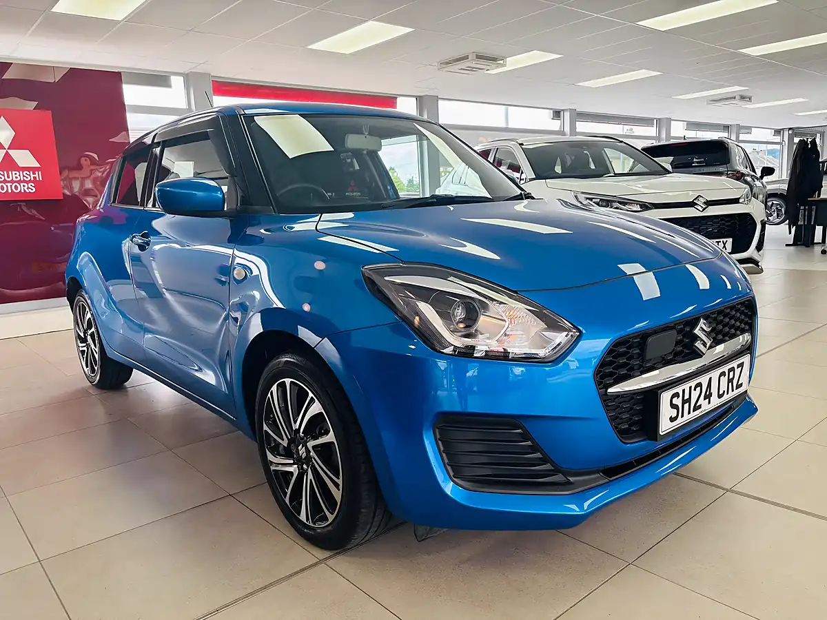 Used 2024 Suzuki Swift Sz-L Blue - Front View