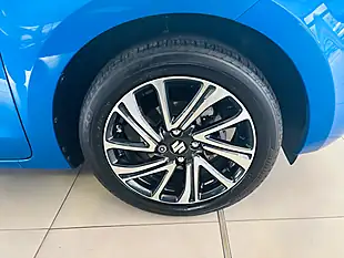 Used 2024 Suzuki Swift Sz-L Blue - Interior and Exterior details 10
