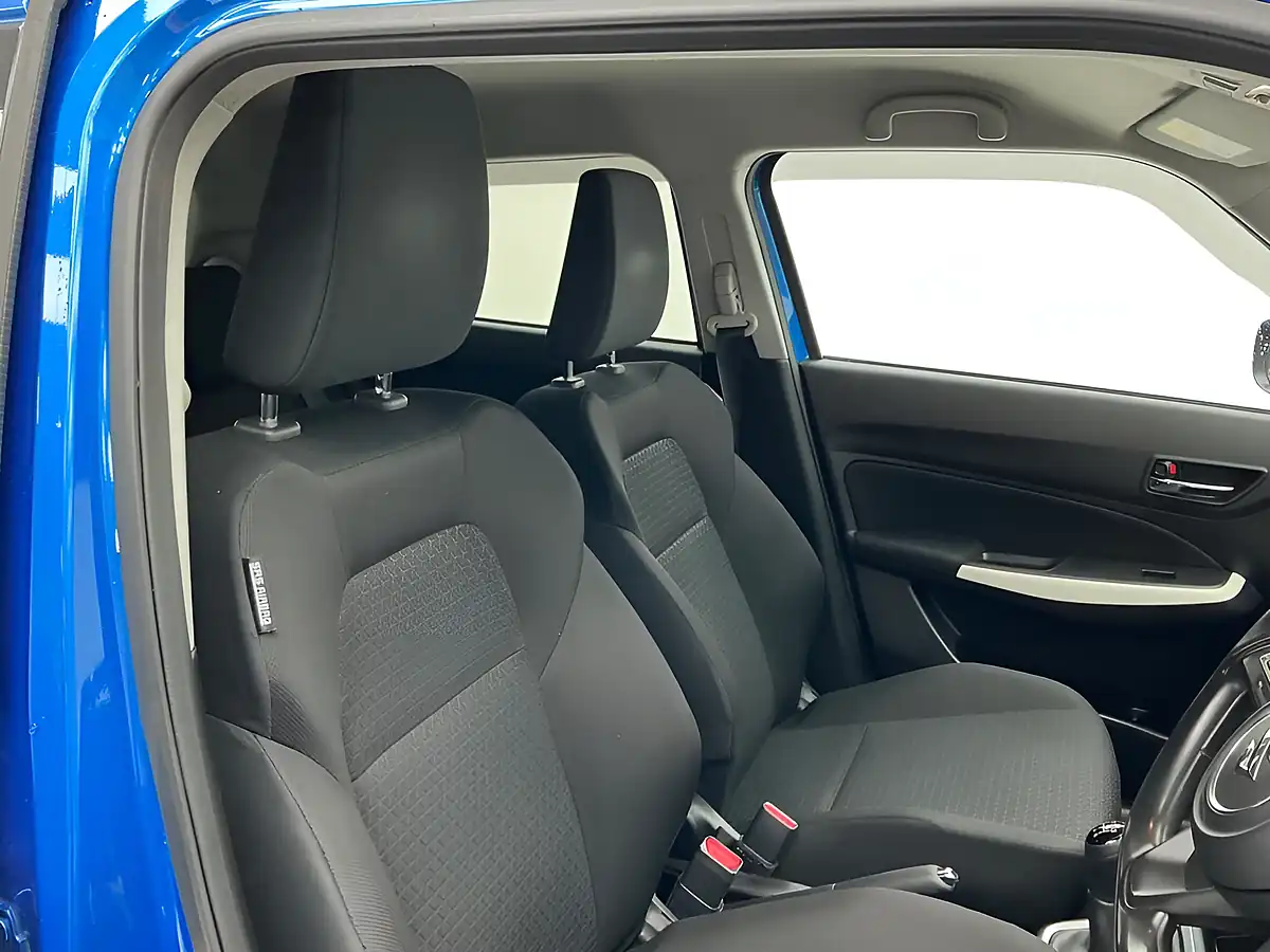 Used 2024 Suzuki Swift Sz-L Blue - Interior and Exterior details 9