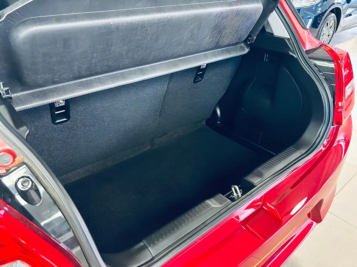 Used 2024 Suzuki Swift Sz-L Red - Interior and Exterior details 20