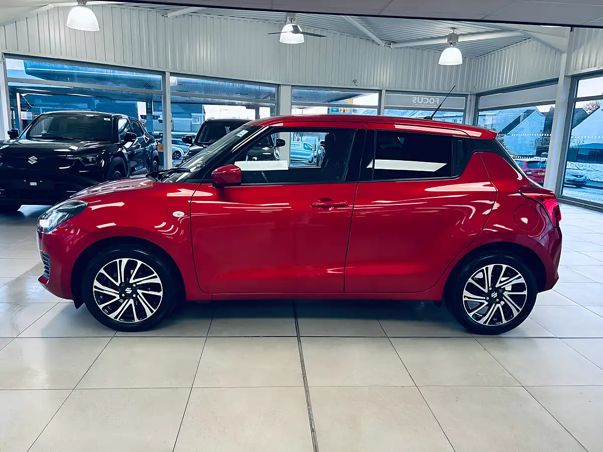 Used 2024 Suzuki Swift Sz-L Red - Interior and Exterior details 7