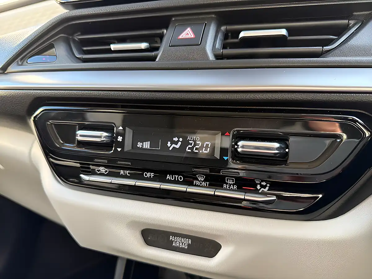 Used 2024 Suzuki Swift Ultra Allgrip Silver - Interior and Exterior details 14