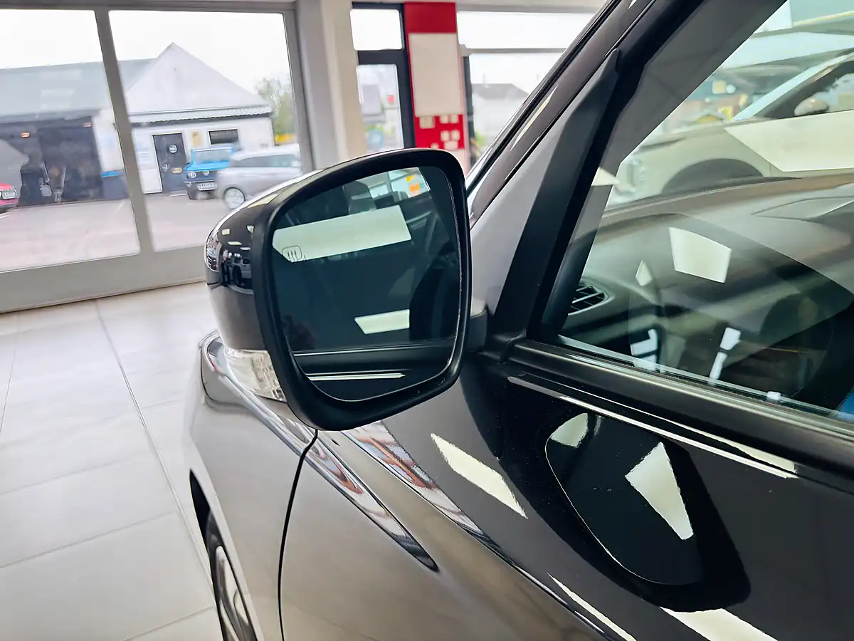 Used 2024 Suzuki Swift Ultra Black - Interior and Exterior details 15