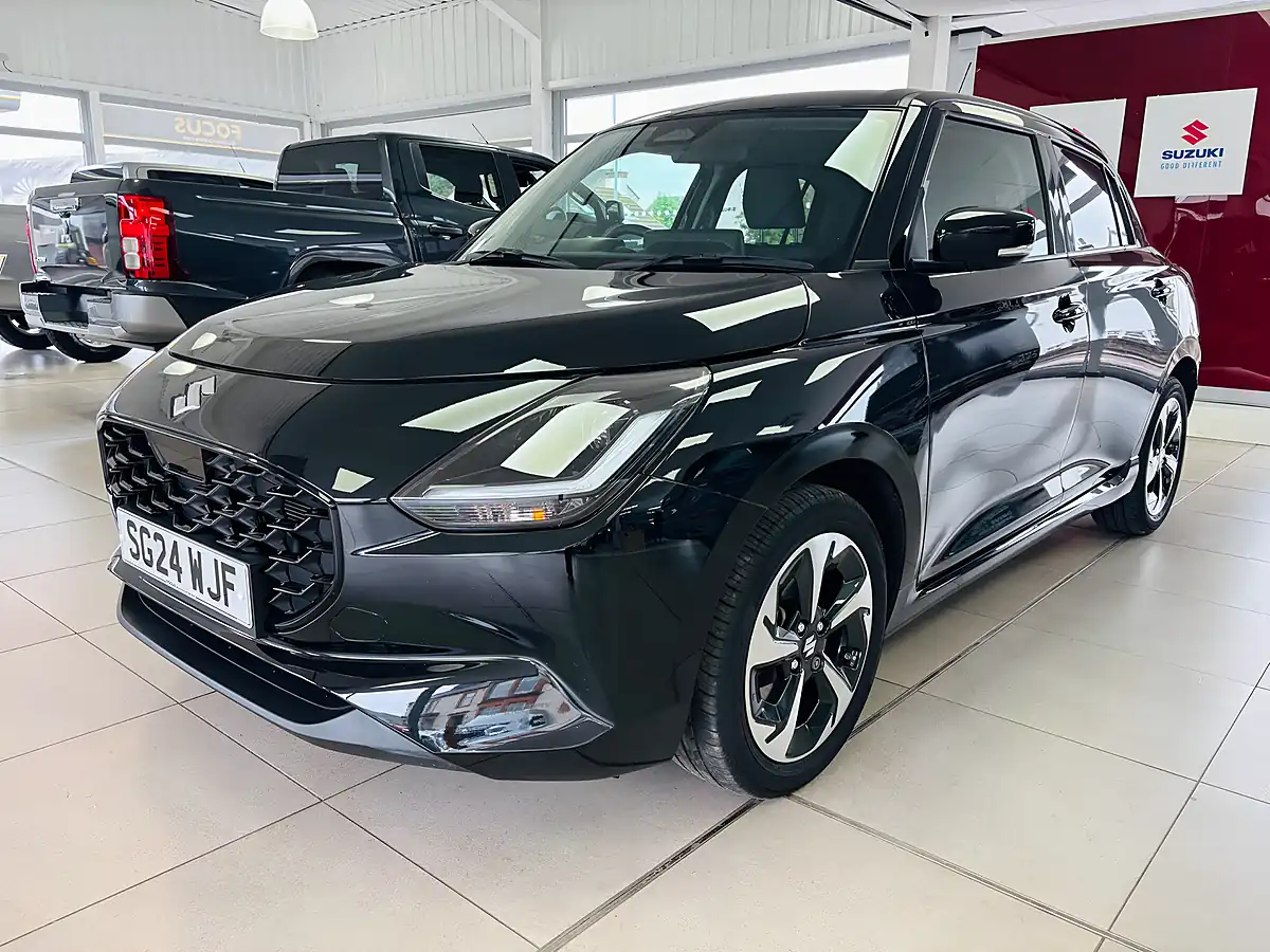 Used 2024 Suzuki Swift Ultra Black - Interior and Exterior details 3