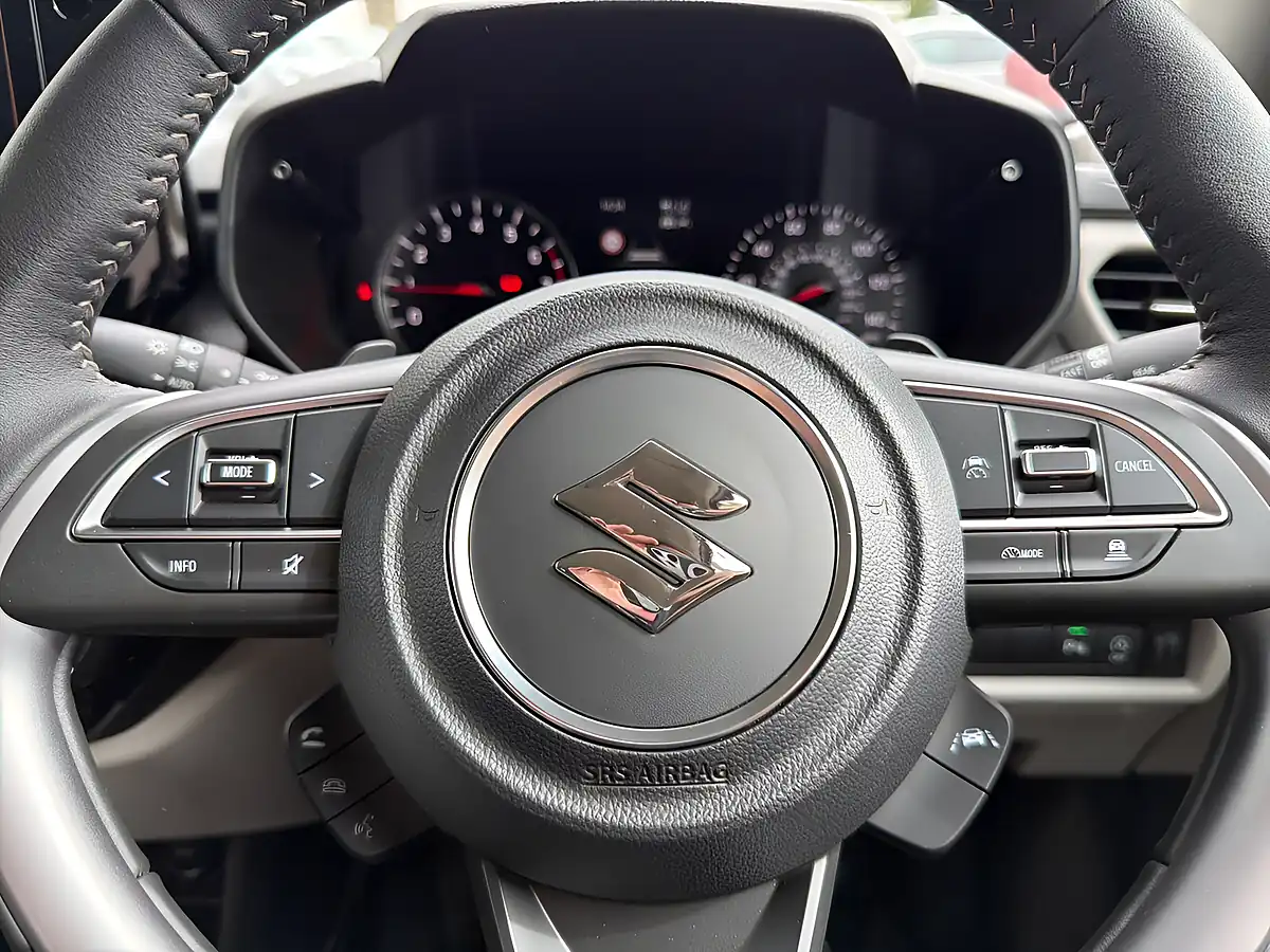 Used 2024 Suzuki Swift Ultra Red - Interior and Exterior details 15