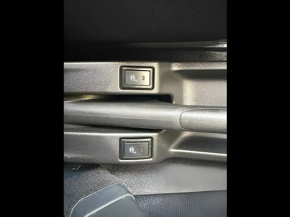Used 2024 Suzuki Swift Ultra Red - Interior and Exterior details 14