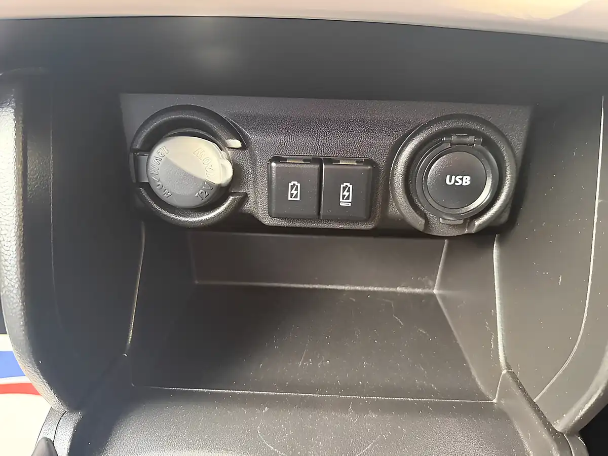 Used 2024 Suzuki Swift Ultra Red - Interior and Exterior details 18