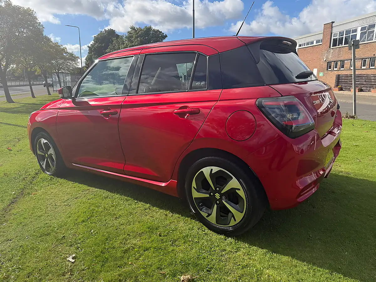 Used 2024 Suzuki Swift Ultra Red - Interior and Exterior details 4
