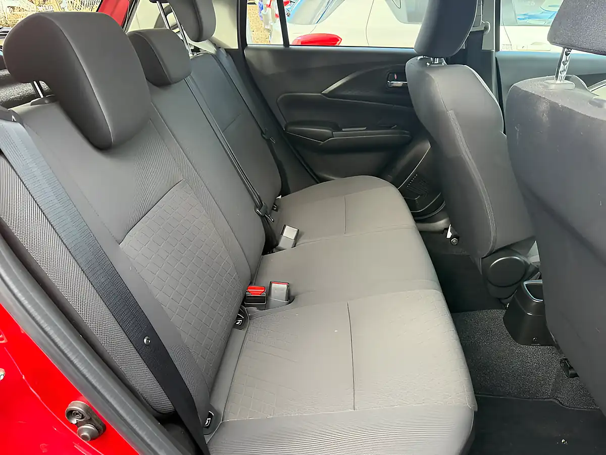 Used 2024 Suzuki Swift Ultra Red - Interior and Exterior details 5