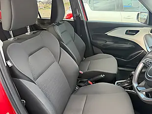 Used 2024 Suzuki Swift Ultra Red - Interior and Exterior details 6