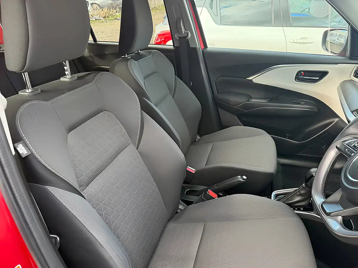 Used 2024 Suzuki Swift Ultra Red - Interior and Exterior details 6