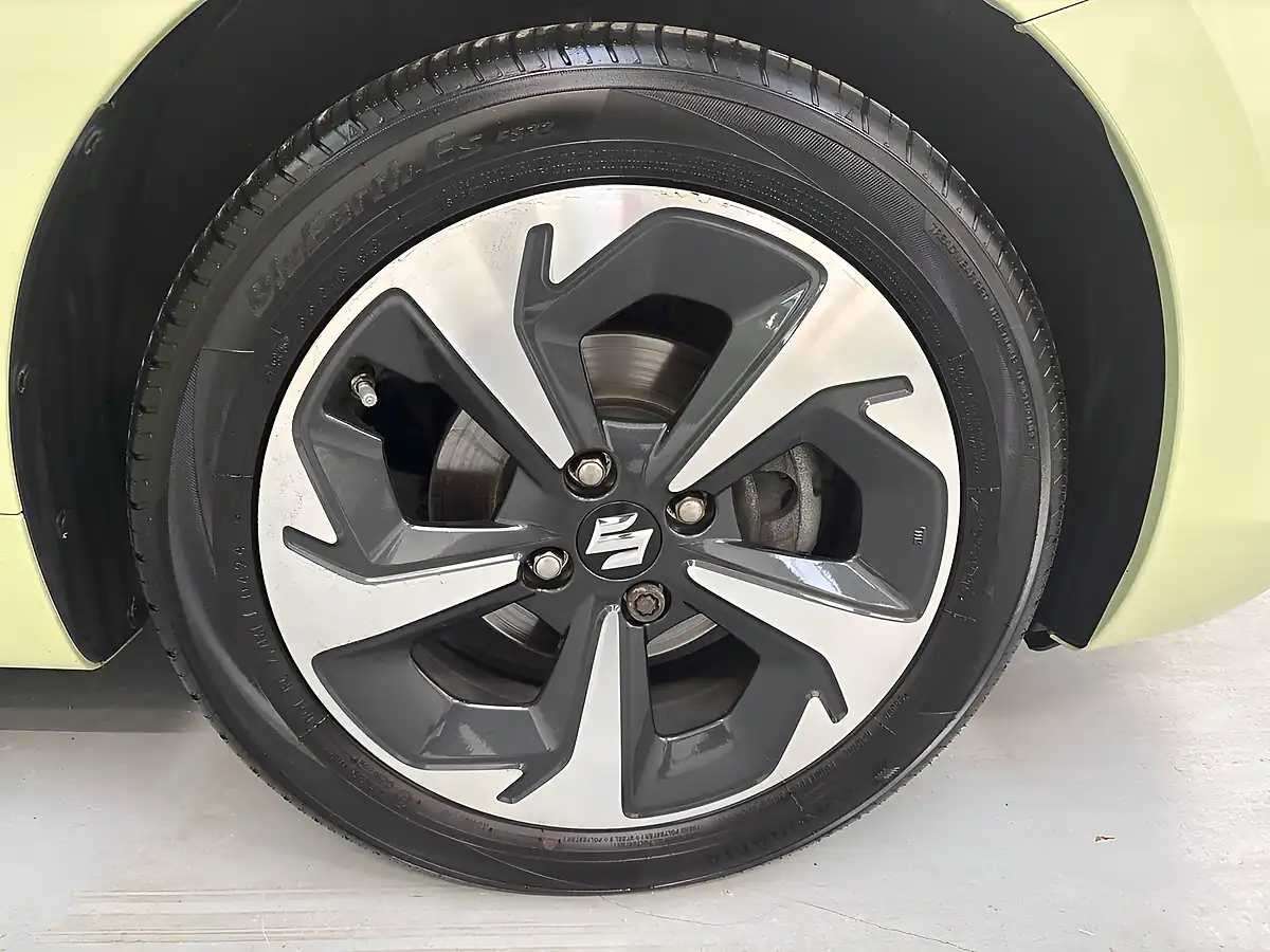 Used 2024 Suzuki Swift Ultra Yellow - Interior and Exterior details 7