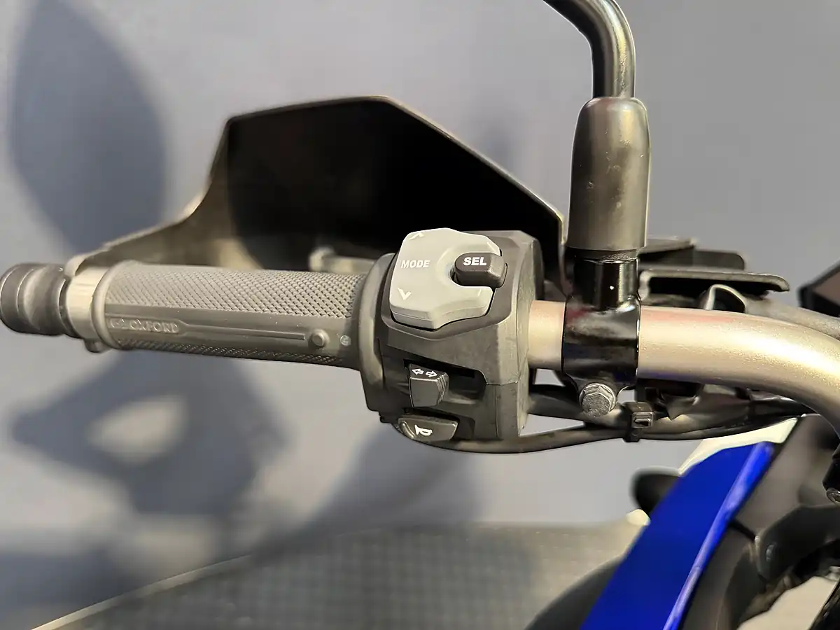 Used 2024 Suzuki V-Strom 650 - Interior and Exterior details 14
