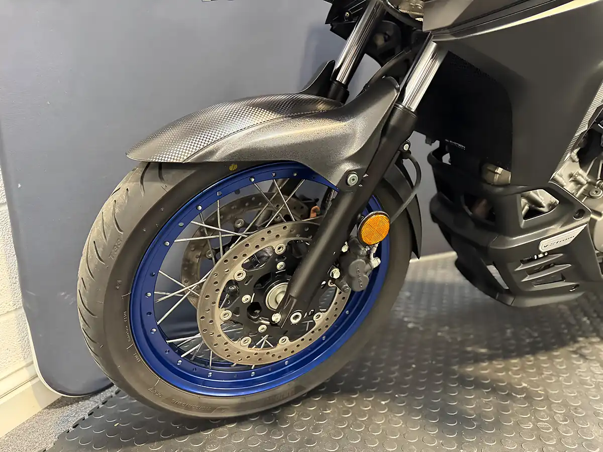 Used 2024 Suzuki V-Strom 650 - Interior and Exterior details 17