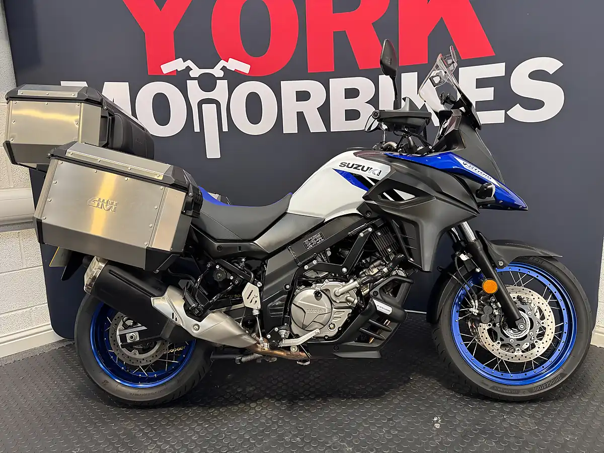 Used 2024 Suzuki V-Strom 650 - Interior and Exterior details 3