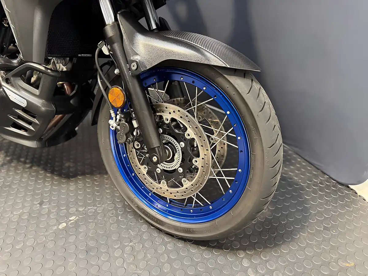 Used 2024 Suzuki V-Strom 650 - Interior and Exterior details 6