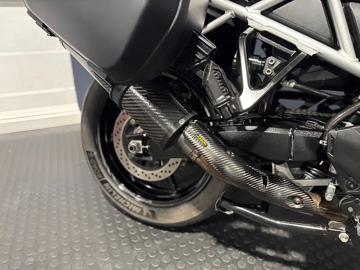Used 2024 Suzuki V-Strom 800 - Interior and Exterior details 10
