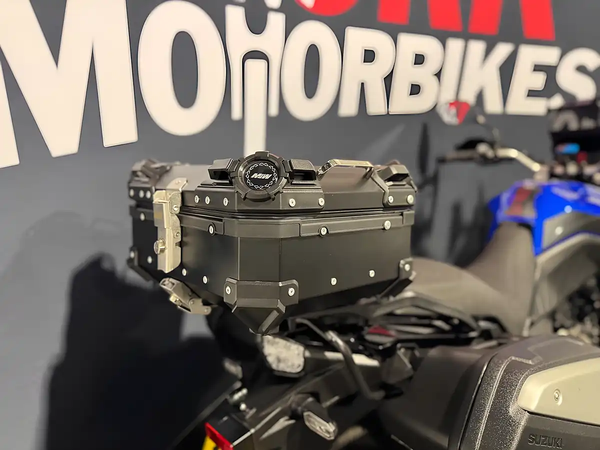 Used 2024 Suzuki V-Strom 800 - Interior and Exterior details 11