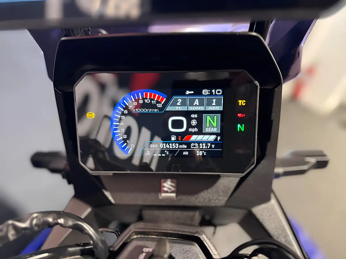 Used 2024 Suzuki V-Strom 800 - Interior and Exterior details 14