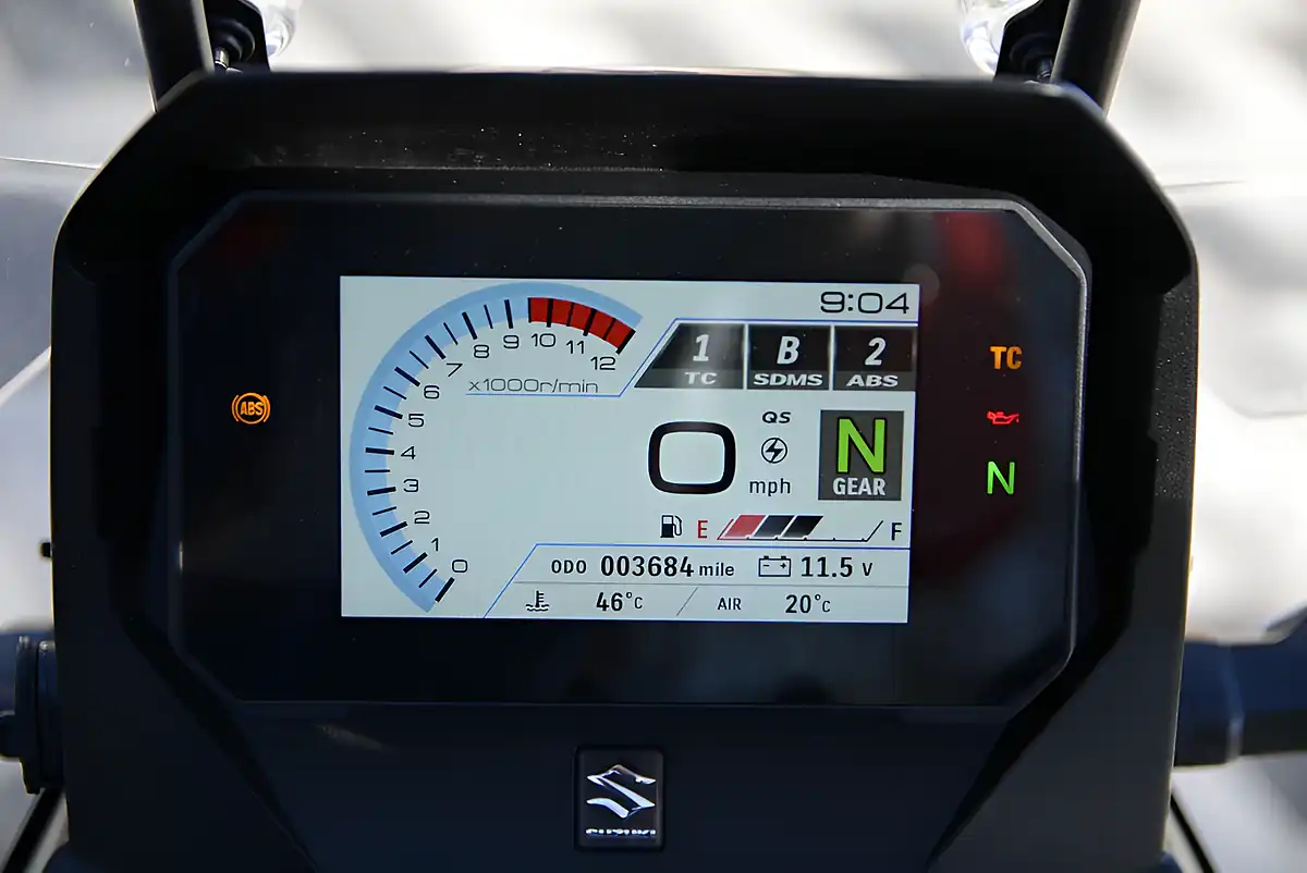 Used 2024 Suzuki V-Strom Re Green - Interior and Exterior details 11