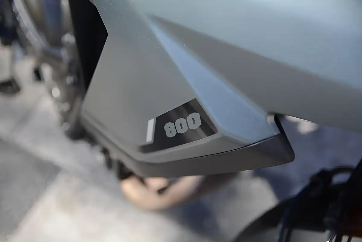 Used 2024 Suzuki V-Strom Re Green - Interior and Exterior details 4