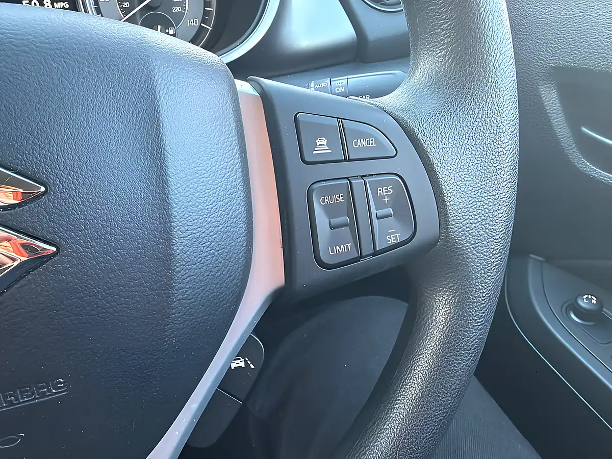 Used 2024 Suzuki Vitara Go White - Interior and Exterior details 14