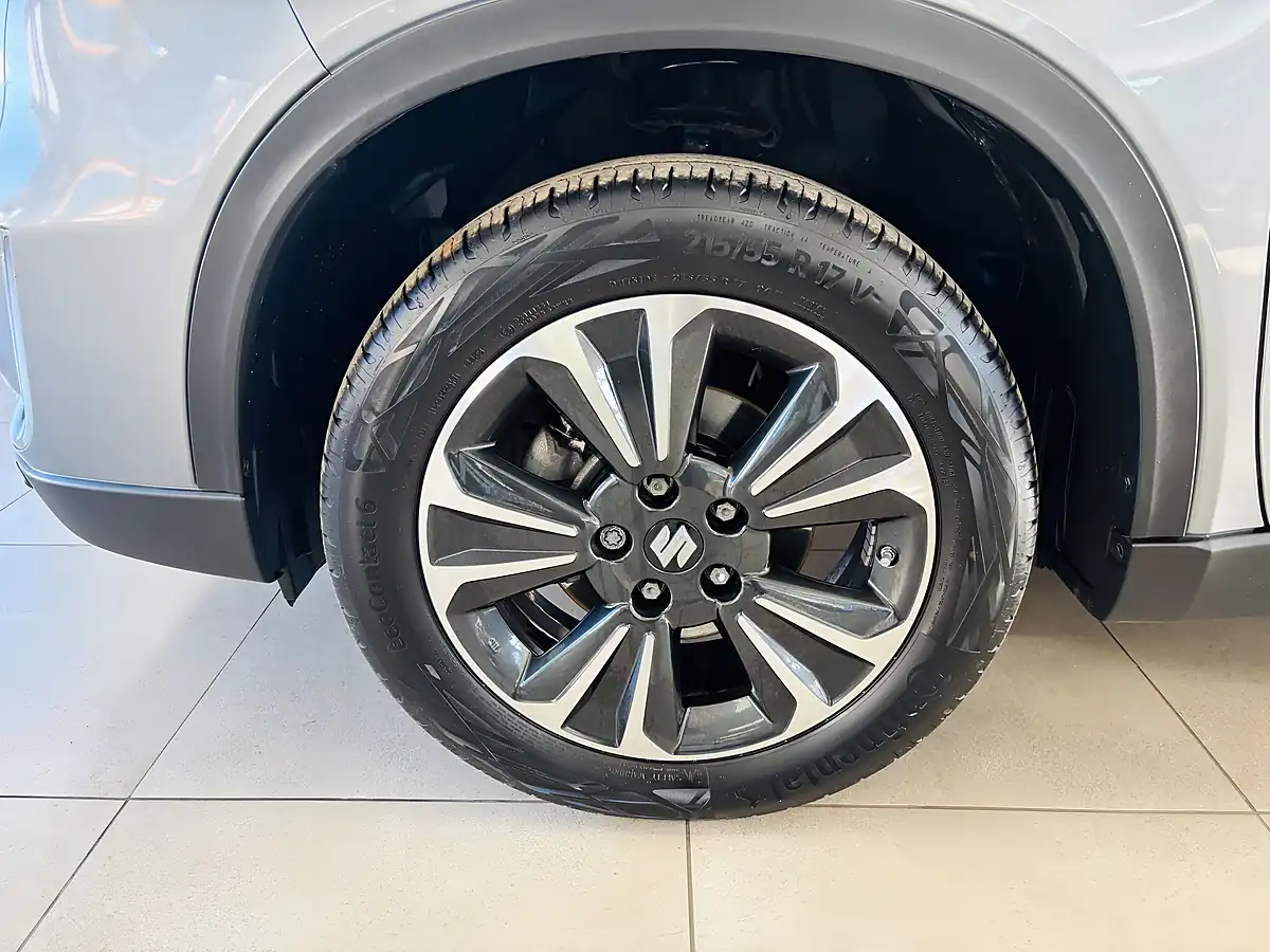 Used 2024 Suzuki Vitara SZ5 Allgrip Grey - Interior and Exterior details 14