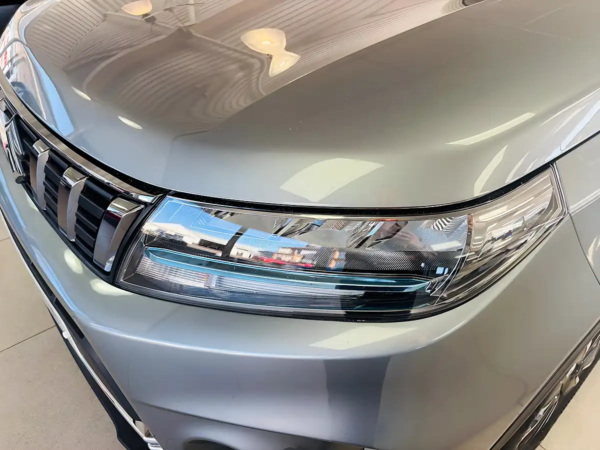 Used 2024 Suzuki Vitara SZ5 Allgrip Grey - Interior and Exterior details 15