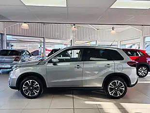 Used 2024 Suzuki Vitara SZ5 Allgrip Grey - Interior and Exterior details 4