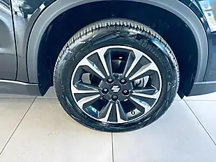 Used 2024 Suzuki Vitara SZ5 Black - Interior and Exterior details 11