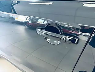 Used 2024 Suzuki Vitara SZ5 Black - Interior and Exterior details 17