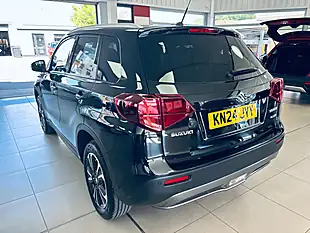Used 2024 Suzuki Vitara SZ5 Black - Interior and Exterior details 4