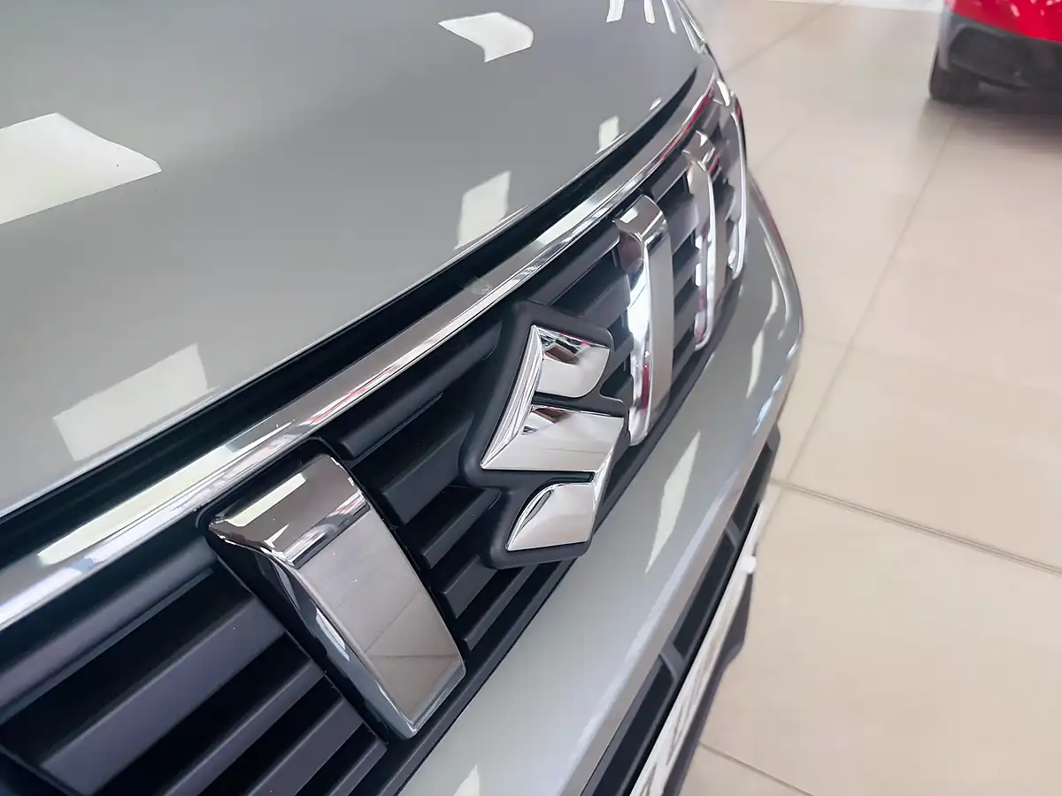Used 2024 Suzuki Vitara SZ5 Grey - Interior and Exterior details 11
