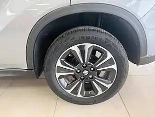 Used 2024 Suzuki Vitara SZ5 Grey - Interior and Exterior details 17