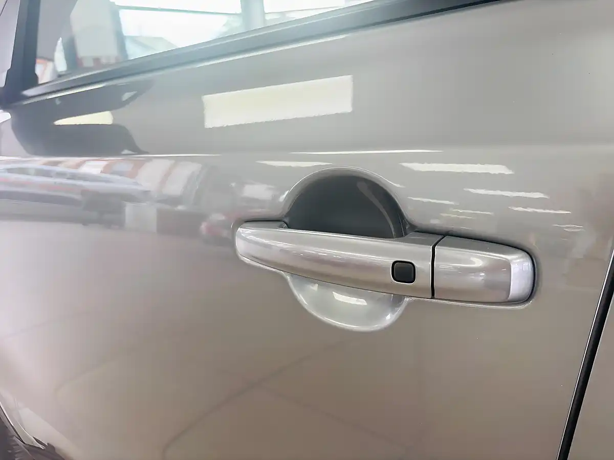 Used 2024 Suzuki Vitara SZ5 Grey - Interior and Exterior details 18