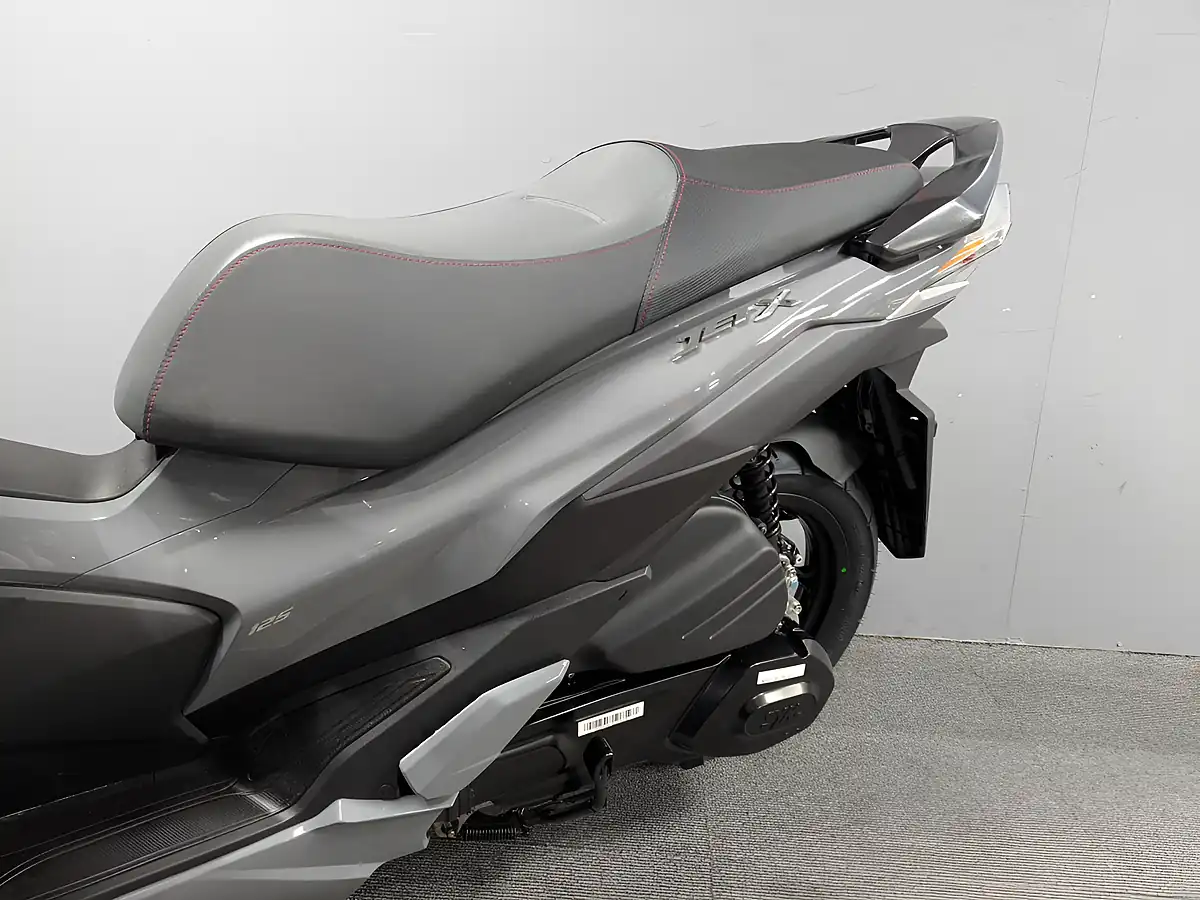 Used 2024 Sym Jet X 125 Pre Reg Grey - Interior and Exterior details 15