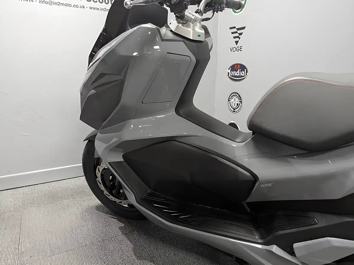 Used 2024 Sym Jet X 125 Pre Reg Grey - Interior and Exterior details 20