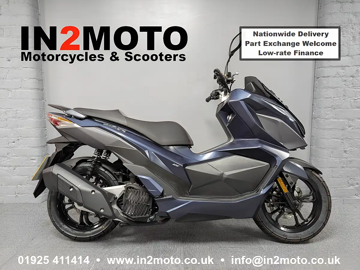 Used 2024 Sym Jet X Black/Grey/Red/White - Front View