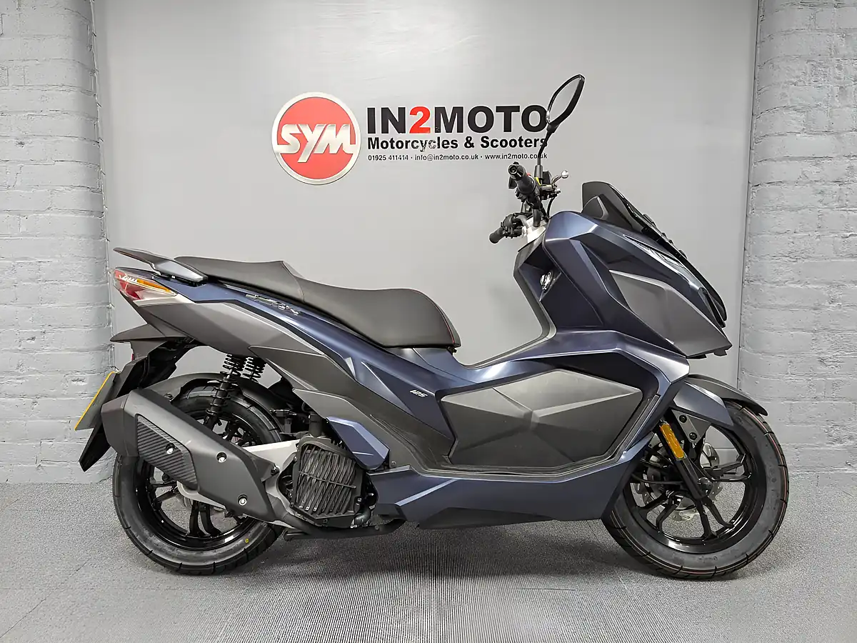 Used 2024 Sym Jet X Black/Grey/Red/White - Interior and Exterior details 10