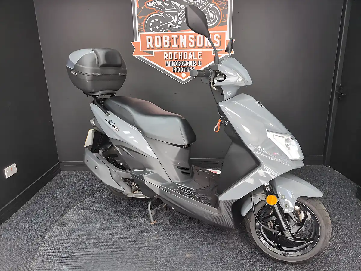 Used 2024 Sym Mask 50 Grey - Interior and Exterior details 2